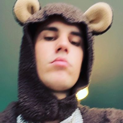 madjbieber's profile picture. vi a justin en mayo 25