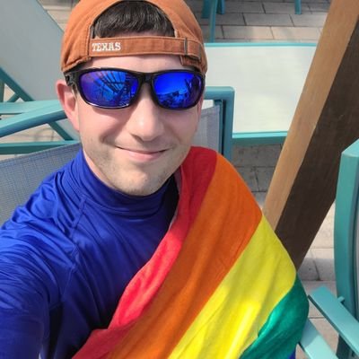 🇲🇽🇺🇲🇮🇪🏳️‍🌈 TX Dem. 🎹 | 👨‍🏫 | 📚 | 🐶 | 🤟| 🏳️‍⚧️ Ally | Public Ed ✊ | BLM | ❤️ @FrankAlmaraz | Xennial | He/Him | https://t.co/sipj1tivU2