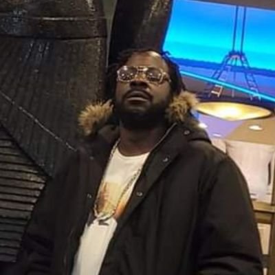 as I looking for women that like to get their pussy ate and like to squirt hit me up if that's you I'll be in Oakland I'll be in Vegas hit me up