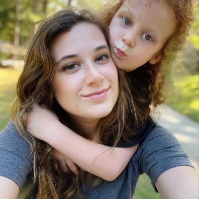 TheTutorLyfe's profile picture. ✌️💚