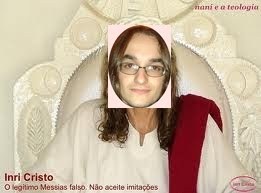 Moisés tinha as tábuas e seus seguidores... eu só tenho os tweets solitários.