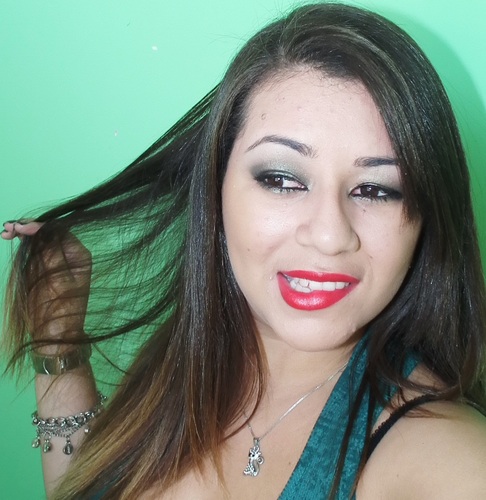 Sedenta Por Aprender, Crescer, Crescer e Crescer! Amo Jesus, Minha Família, Minha Casa maquiagem, Fotografiae meu blog!