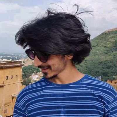 heyabhash's profile picture. I make Songs , Poems & Stories!