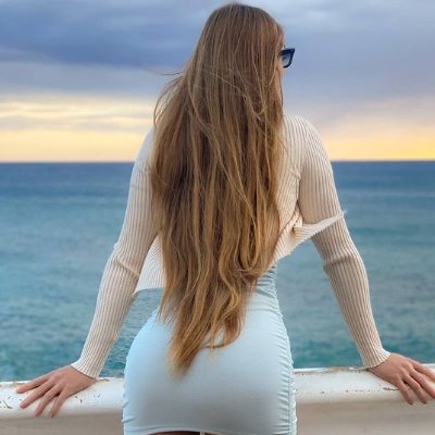 KirstkaWhite's profile picture. 