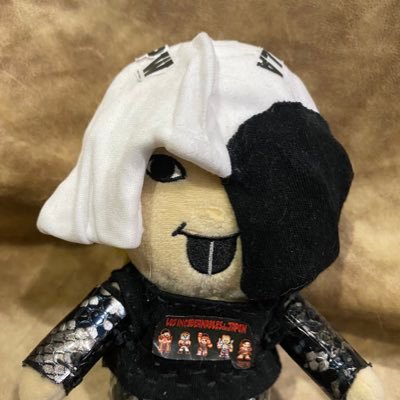 プロレス中心のアカウントです。 新日本プロレス がメイン。BUSHI&内藤哲也の足立コンビとLIJをはじめにトオルとヒロシ、鈴木みのる、エル・デスペラード、タイチ、UE、拳王、清宮海斗、葛西純…（敬称略）プロレスラー全員リスペクト。親子で楽しんでます。プロレスと美味しいもの中心にツイートしてます。仲良くしてください。