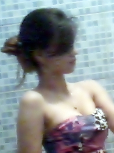 vaanessalims's profile picture. Cryptocurrencies have the potential to disrupt traditional finance.