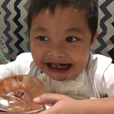 RoooolanUyyyyy's profile picture. Fusion