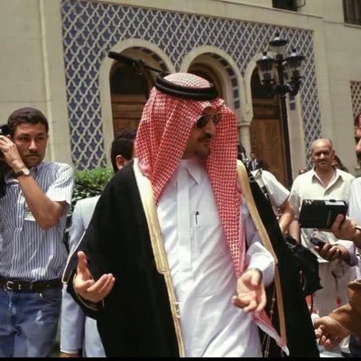 مامن لسان يستغفر إلا فتحت له الدنيا بما فيها أستغفُرك ربي و أتوب إليك ♥️