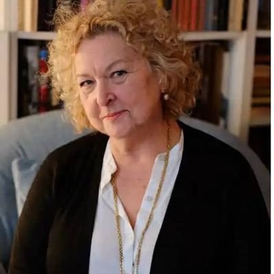 SeleneC80677974's profile picture. happy Sunday all