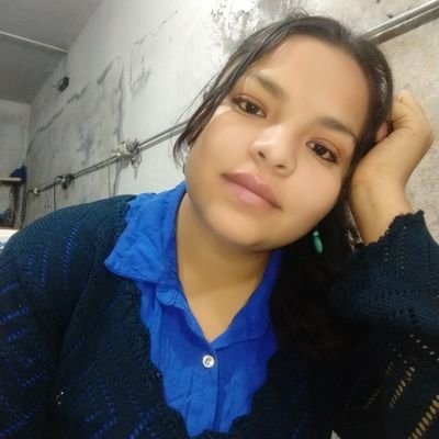 Tenemos que aprender a ser espontáneas y dejar de pensar tanto en el que dirán, y aprovechar cada minuto a lado de la https://t.co/pIQe3Z8C6x auténtica 😘😘