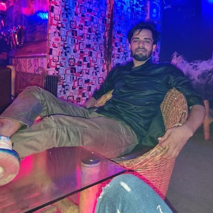 Rajsthani boy
I love cricket 😘😘
biggest fans virat kohli