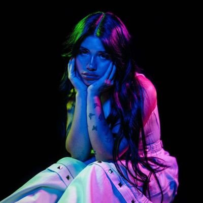 myenday's profile picture. Pretty poison
it's out now on spotify 🖤