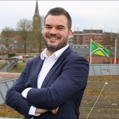 Robert7Bosch's profile picture. | Master Bestuurskunde UT @PA_Utwente | Twello | @GBvoorst | @gblochem | @SVVoorwaarts |