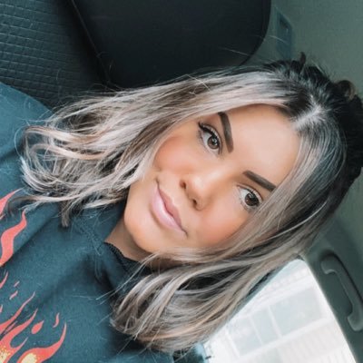 cassielobb's profile picture. april fools