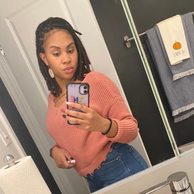 Zemora’s Mom💜Dog mom High School History Teacher, Video Gamer, avid crafter, and Hiking enthusiast?🤷🏽♀️