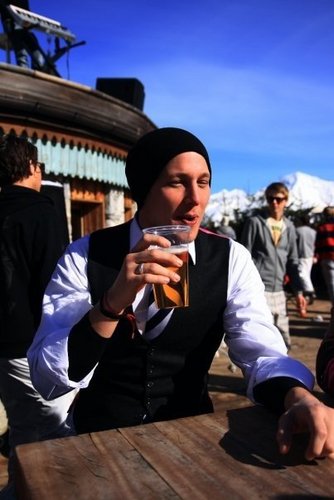 jfraserj's profile picture. General Manager of Bungalow 8 - Let me know if you want to come down and party!