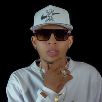 Juniordelaj's profile picture. Artista Urbano - Compositor - Creyente en Dios. #LaHermandad