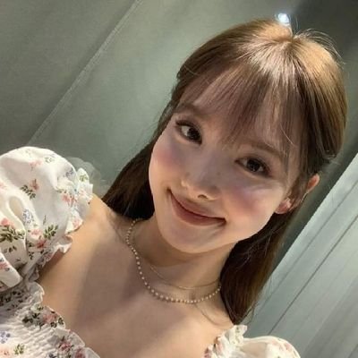 AryTomlinson4's profile picture. A POP FAN ACCOUNT ❤️