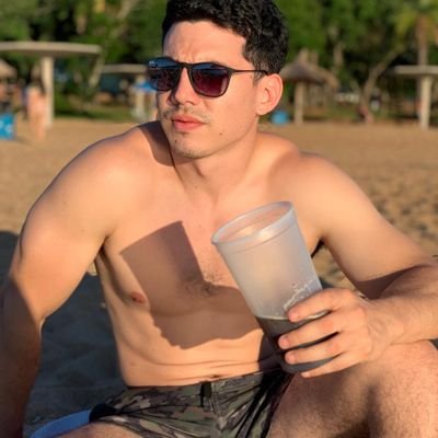 The eyes chico, they never lie . insta: franco.gon95 .