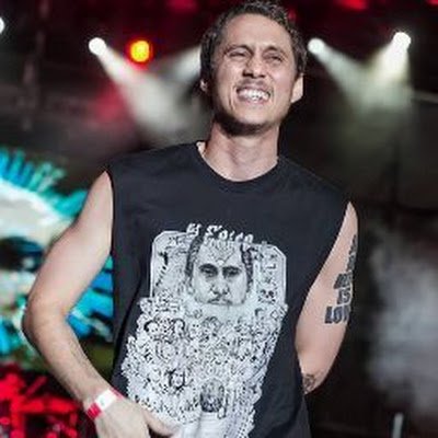 Buscamos levantar el puño ✊ hasta el final,alzar la voz 🗣️ y no rendirnos 💪 para que se haga JUSTICIA por Canserbero 💖 #Únetenos ✊✌️