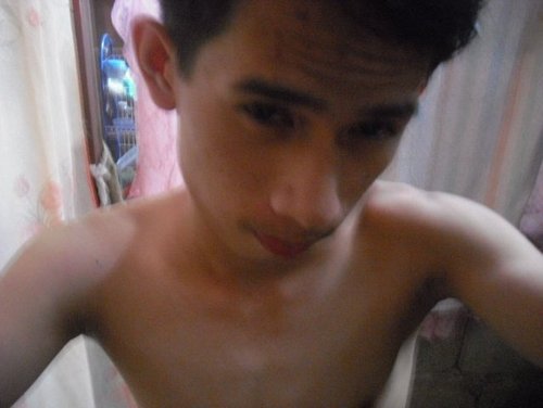 khervz's profile picture. 