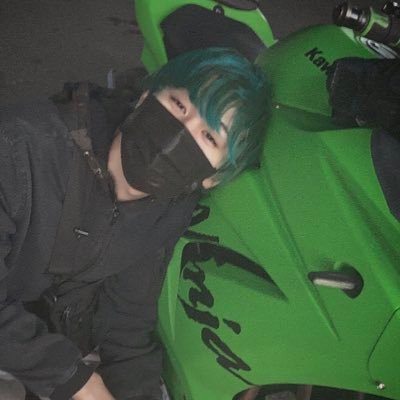 ２2歳 神奈川 バイクninja250r 🪦クルマMRワゴン乗ってますす、大型取る予定