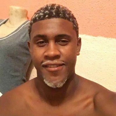 Flamengo🖤❤️ fã de Gerson Gabigol e arrascaeta....
Por Trás Do Lazer Os Corre É Louco