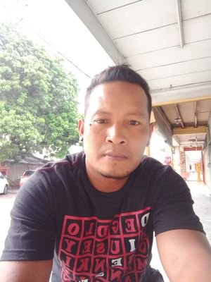 IsmailI27641269's profile picture. Cinta memang buta