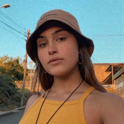 Inesshenriquess's profile picture. 💛 ig: @inesshenriquess