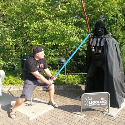 Klaant_1's profile picture. Republicà. Indepe. Sindicalista a Estones. Klingon. Aspirant a Jedi. Despistat (acabo de descobrir com accedir al meu compte original, @klaant1)