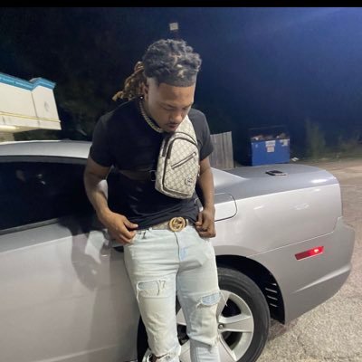 🔛🔝🔜2x state champion🏀🏆🏅💍/ RB#2 LLd🟣🟣BLM 🖤