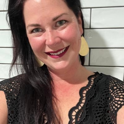 Library Advocate. VP of Marketing at ITHAKA. Wife. Mom. Craft Beer Lover.