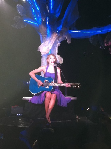i love taylor swift more than anything in the world and hope one day i will get the chance to meet her :)    8.27.10   5.14.11   7.19.11