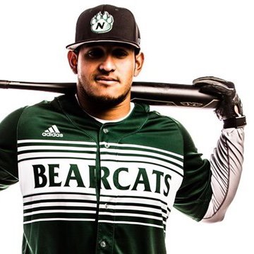 Head baseball coach at Paramount Grizzlies. Former NWMSU BSB ⚾️👨🏼‍🎓 Quieres jugar ⚽️⚾️ En USA? Escríbeme al privado