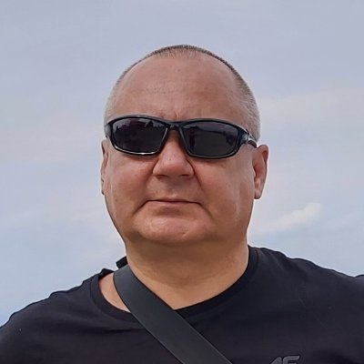 Zawodowo producent saun @Sauny24_com Prywatnie mąż i ojciec dwójki dzieci. Po godzinach pasjonat gotowania, wędzenia i wyrobów w puszkach.