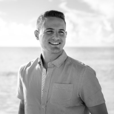 AArrowMac's profile picture. #Cybersecurity consultant, Chicago based, self-proclaimed chef, track & field nerd