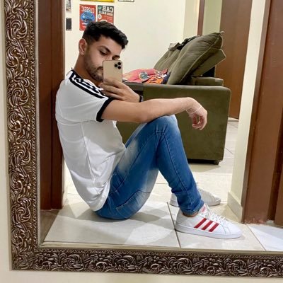 trizer_bomb's profile picture. 🙅🏻‍♂️