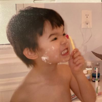 nathan42r's profile picture. im hungry