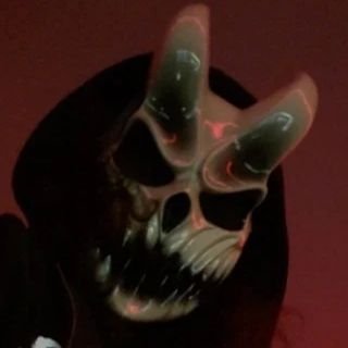 0 social skills - OSRS addict since 2002. - Metalhead and your average nerd.
