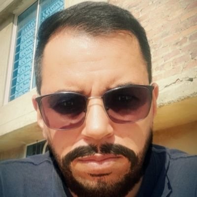 xaviertwers's profile picture. Dios y Patria #petro no me representa