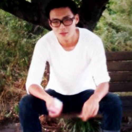 jyw9863's profile picture. 