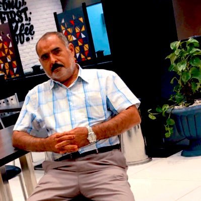 alialhamdany22's profile picture. العالم قصيدة