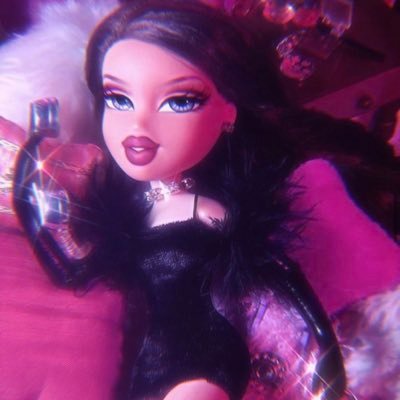 itsjenns24's profile picture.