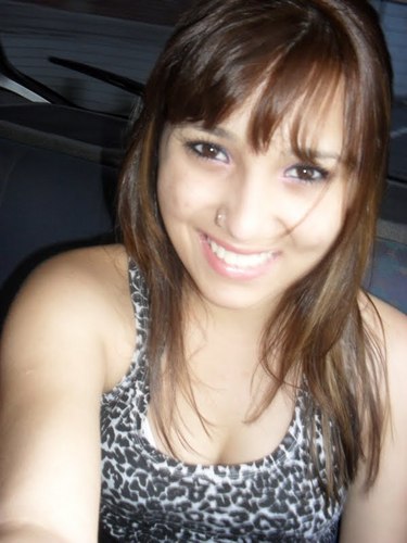 19 Anos, Paulista, Palhaça, amiga e mto apaixonada por musica! =P  Siga-me os bons! =D