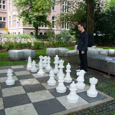 echecsauroi's profile picture. Progresser aux échecs à tout âge