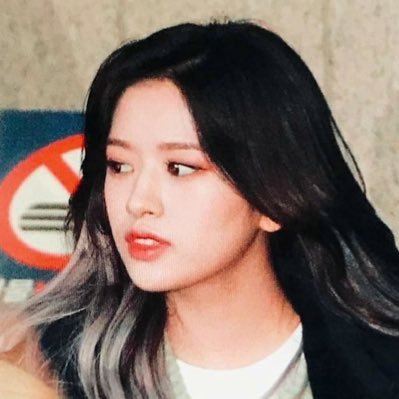 ivedalla's profile picture. MOVED TO @IVESOLO