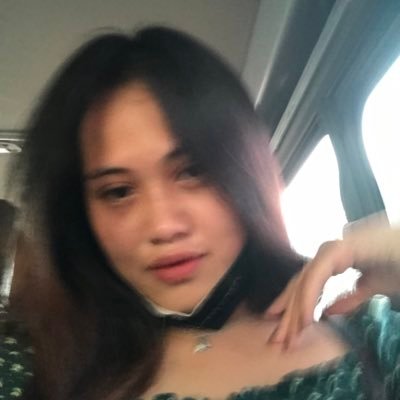 iamqueen_ann's profile picture. I'm a simple girl who hides a thousand feelings behind the happiest smile.