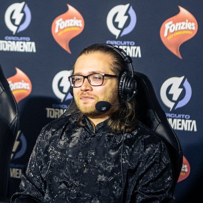 27y.o. Italian Color Caster, Riot Partner and Esports reporter. We'll make them grow together. 🇮🇹 🇬🇧 🇫🇷 🇨🇳
https://t.co/fWxVRJZiCn