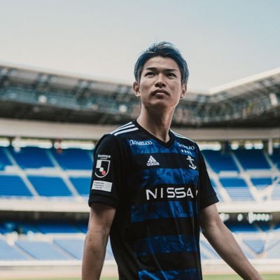 F_Marinos_STVV's profile picture. 生まれも育ちも湘南の19歳です！無言フォロー失礼します！2014年からマリノスが好きです！