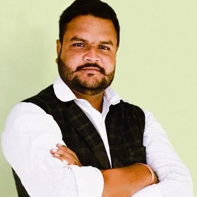 सभी का खून है शामिल यहां की मिट्टी में किसी के बाप का हिंदुस्तान थोड़ी है
